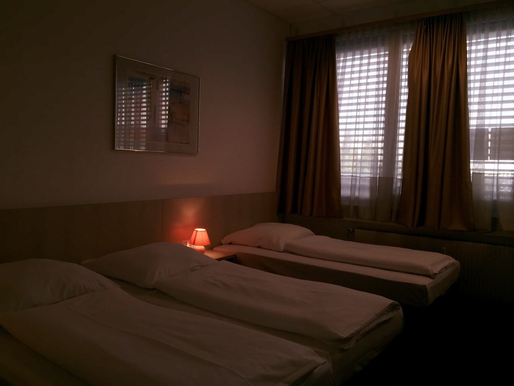 Hotel New Fair Munich Messe 31/63
