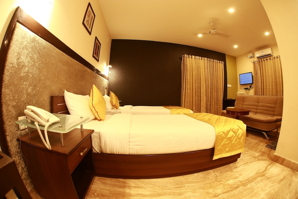 Breeze Suites Transit Hotel 20/34