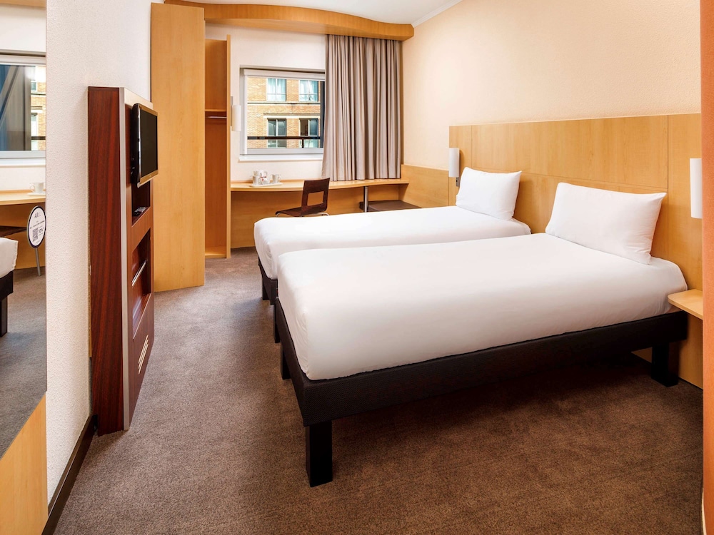 IBIS NOTTINGHAM CENTRE 15/69