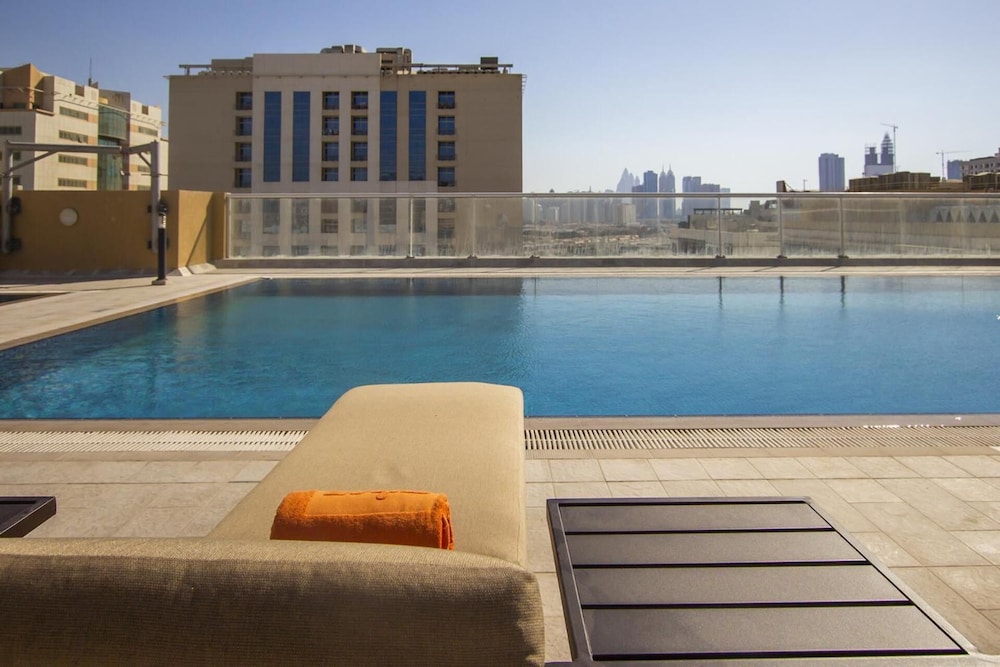 Asma Hotel 44/49