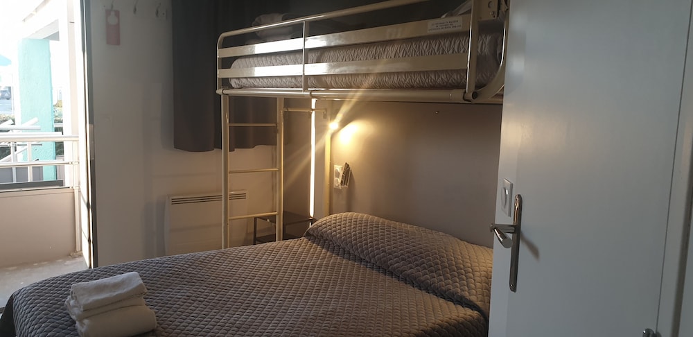 Fasthotel Roissy Saint Witz 31/50