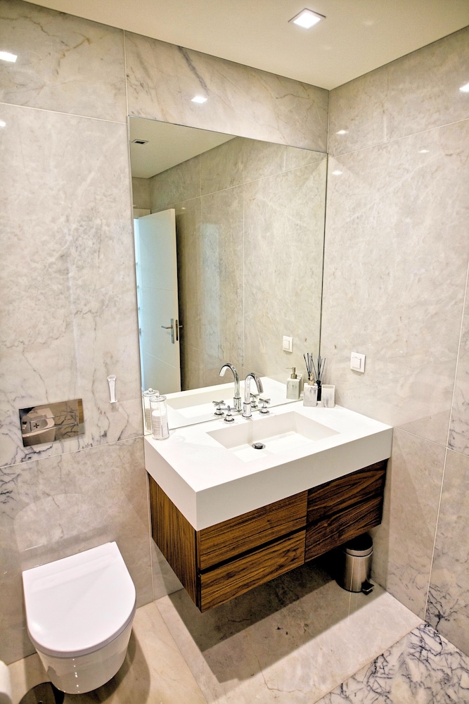 Industrial Lisbon Apartment - Adults Only 41/49