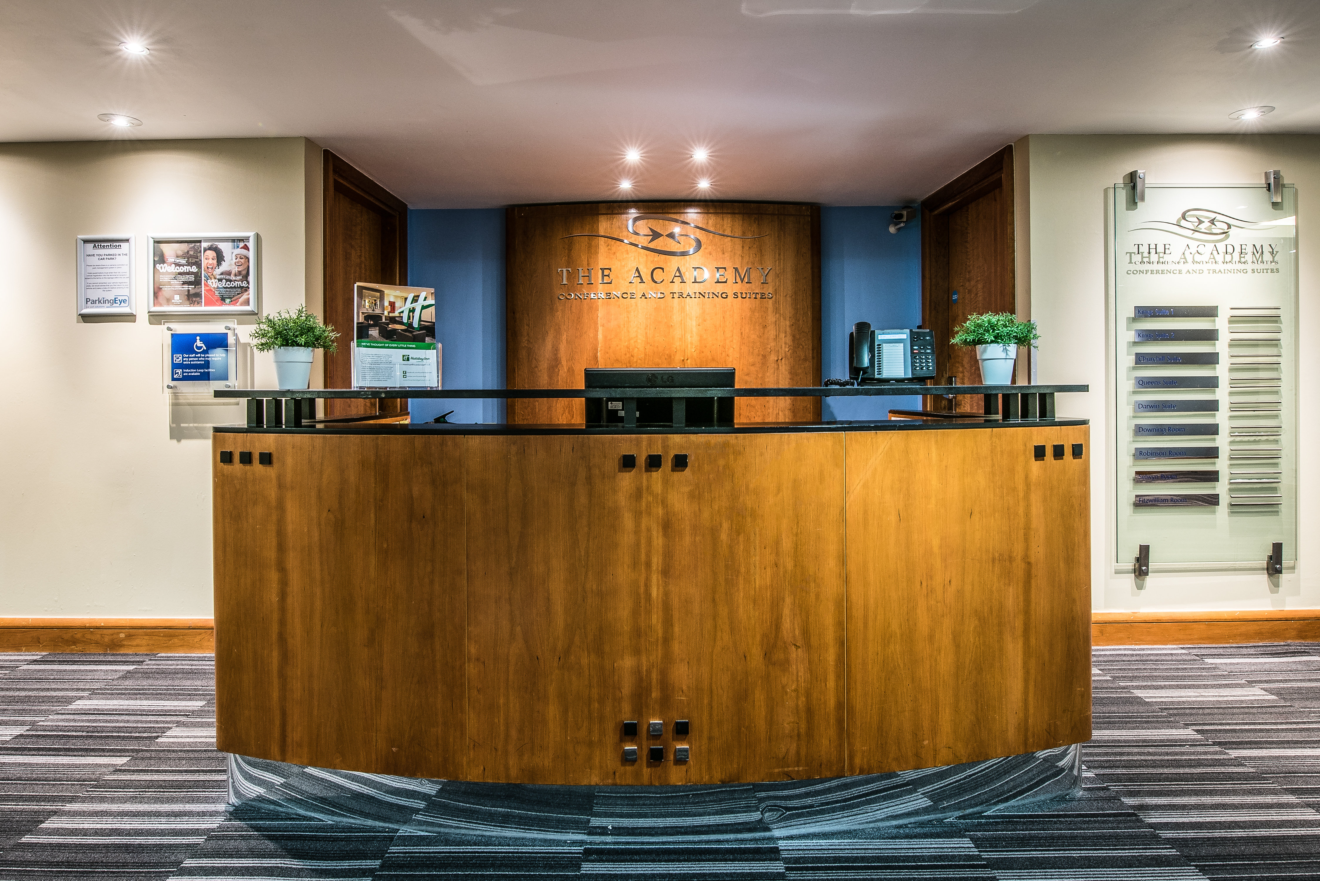 HOLIDAY INN CAMBRIDGE 10/75