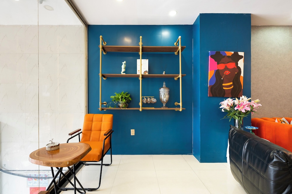 Tago Hotel 9/50