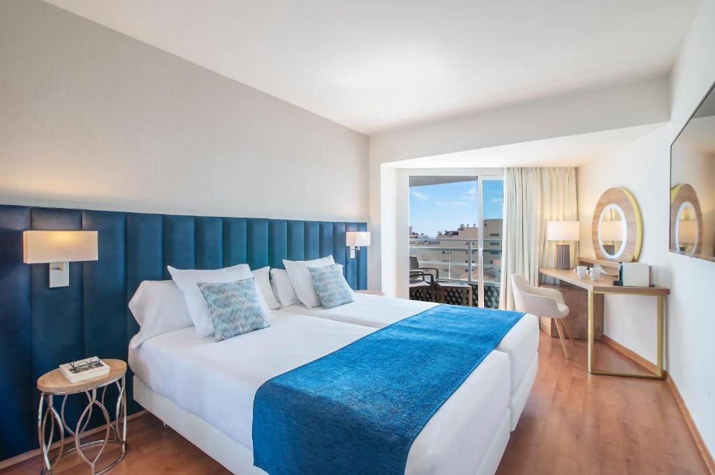Superior, Double Bed, Balcony