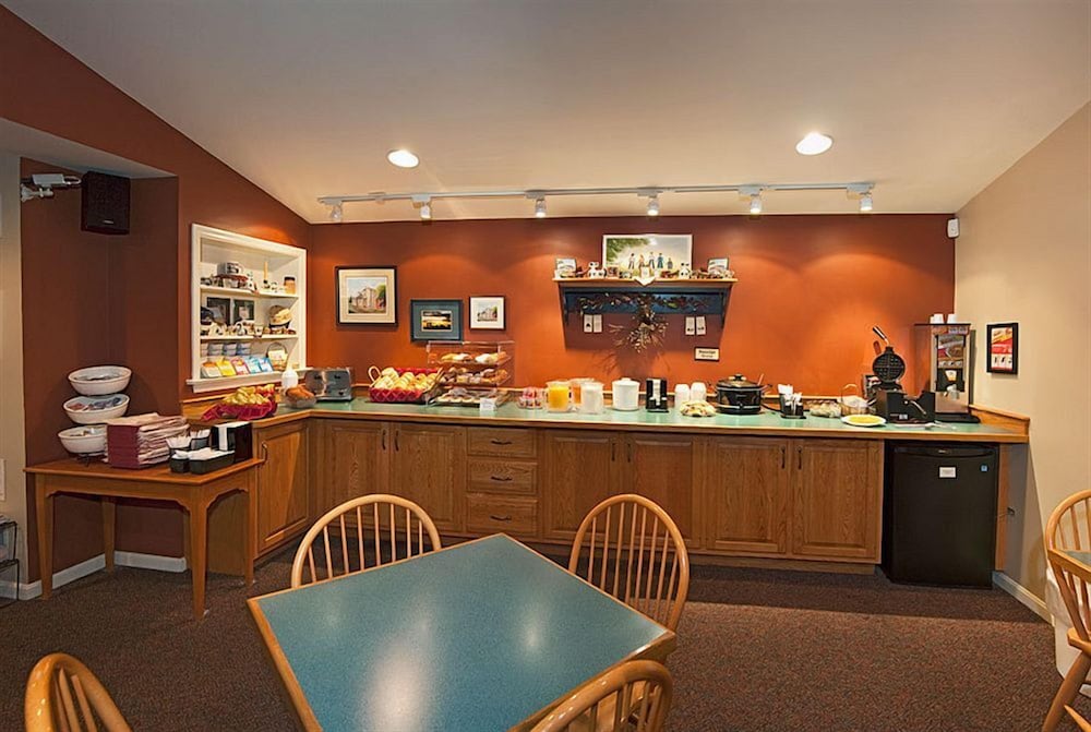 Travelers Rest Motel 13/41