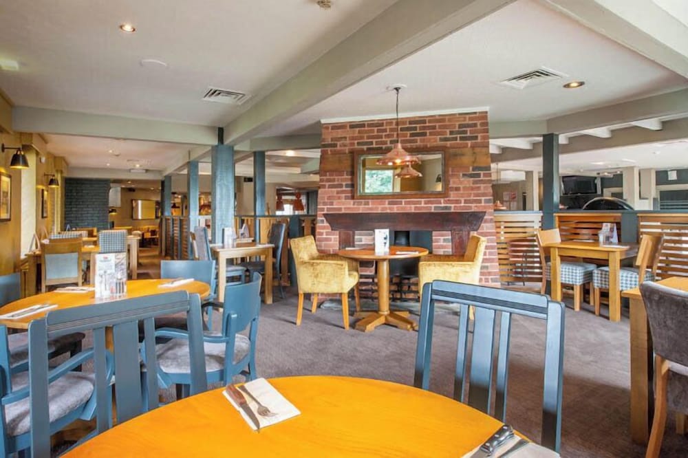Premier Inn Derby West 25/51