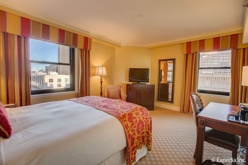 OMNI PARKER HOUSE 23/67