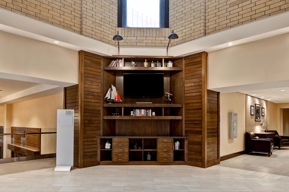 Four Points By Sheraton Peoria 5/50
