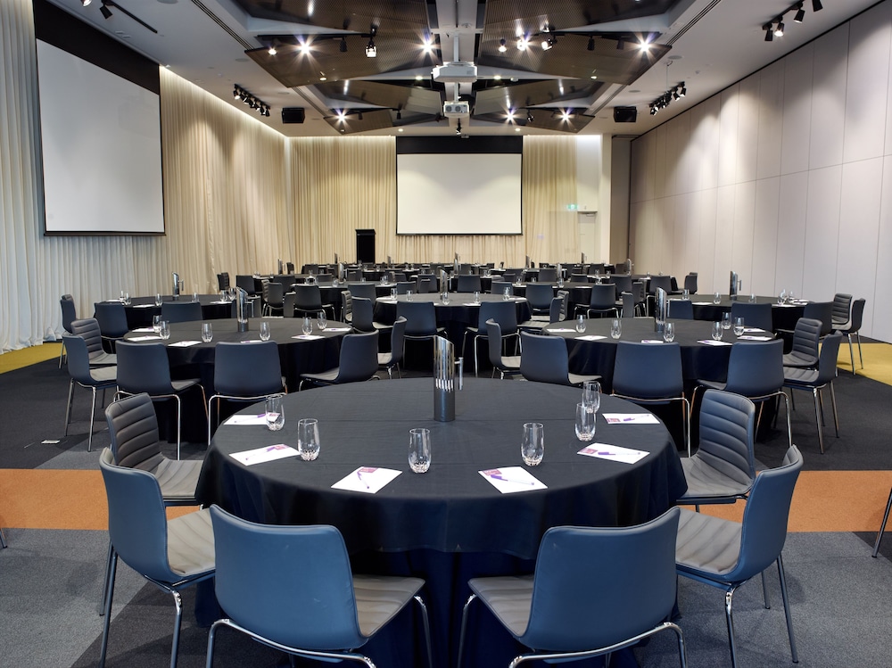 Hyatt Place Melbourne Essendon Fields 41/62