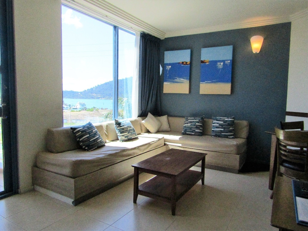 Coral Sea Vista Apartments 41/58