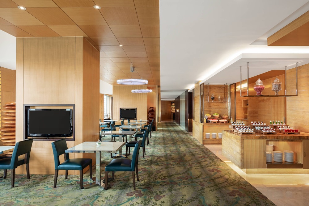 Courtyard By Marriott Shanghai Central 30/39