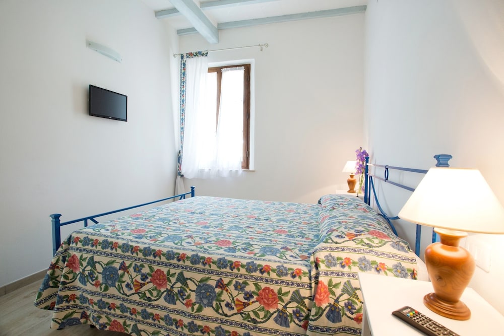 Agriturismo San Galgano 15/50