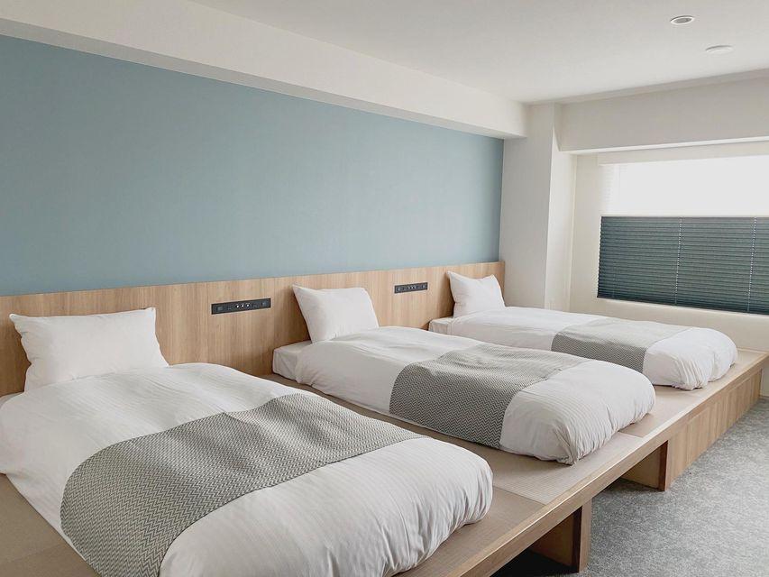 Room, Triple
