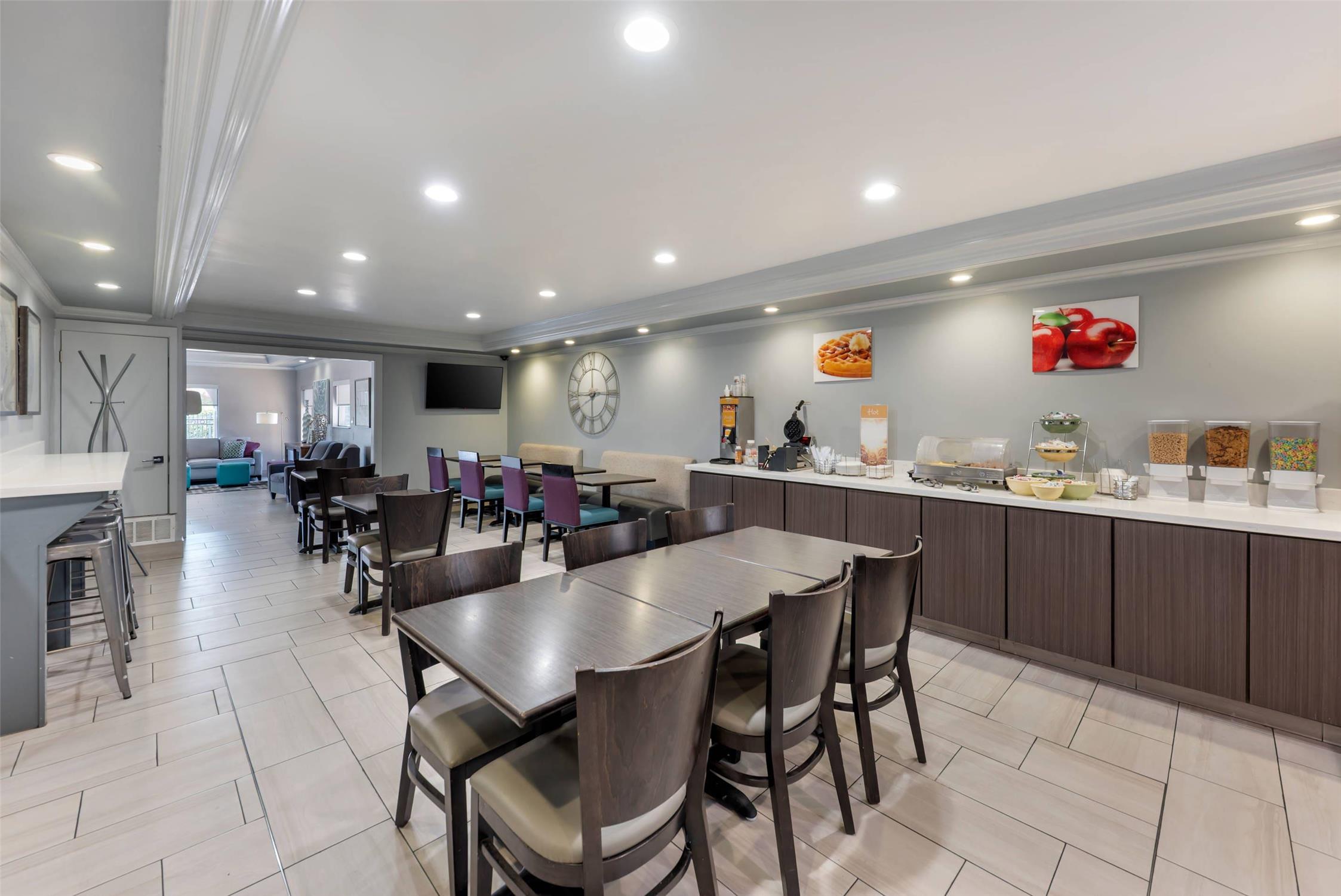 Quality Inn Near Lake Marble Falls 29/42