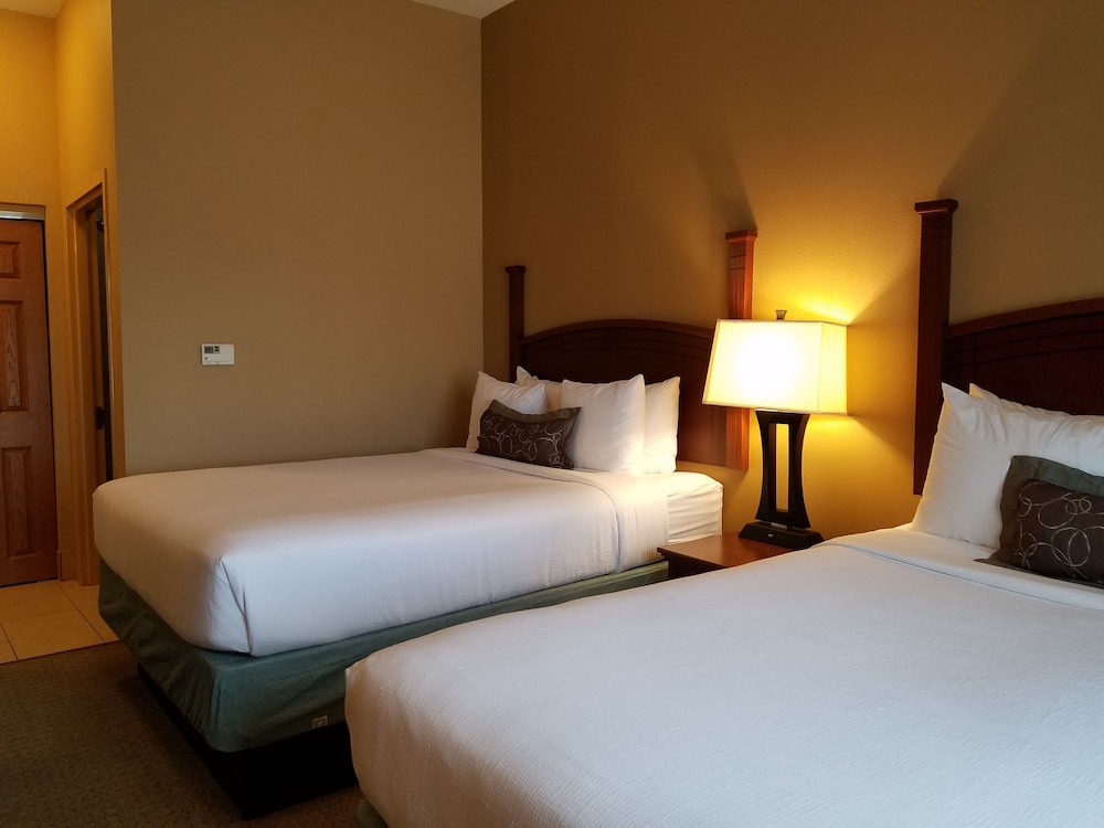 Staybridge Suites Rogers Bentonville 7/49