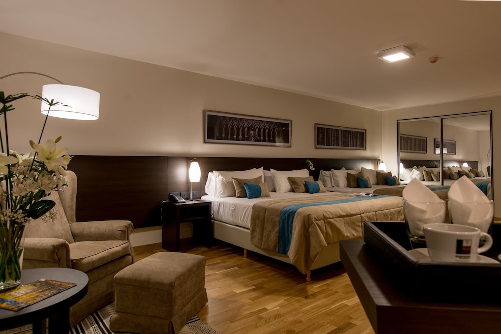 Caseros 248 Hotel 14/42