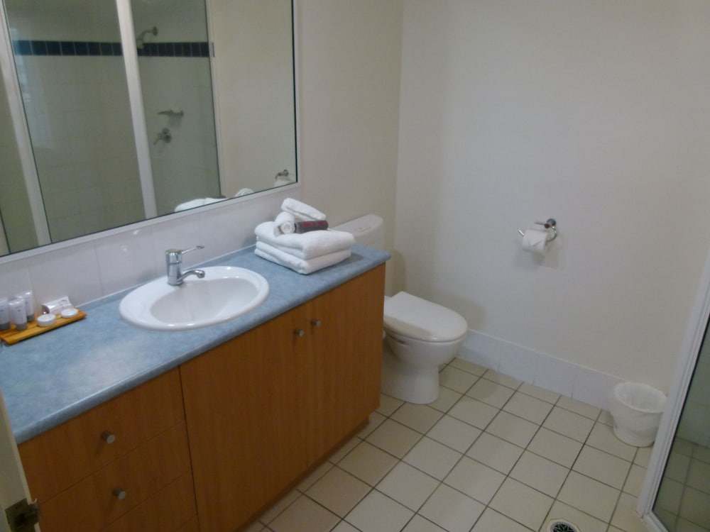 شقة بسرير كوين بغرفة نوم واحدة، Madison Ocean Breeze 5/7