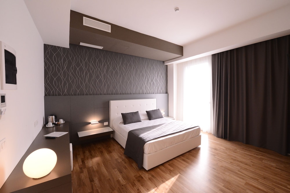 SUPERIOR, DOUBLE BED, BALCONY