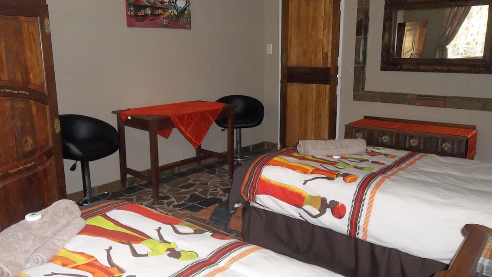 Emahlathini Guest Farm 19/49