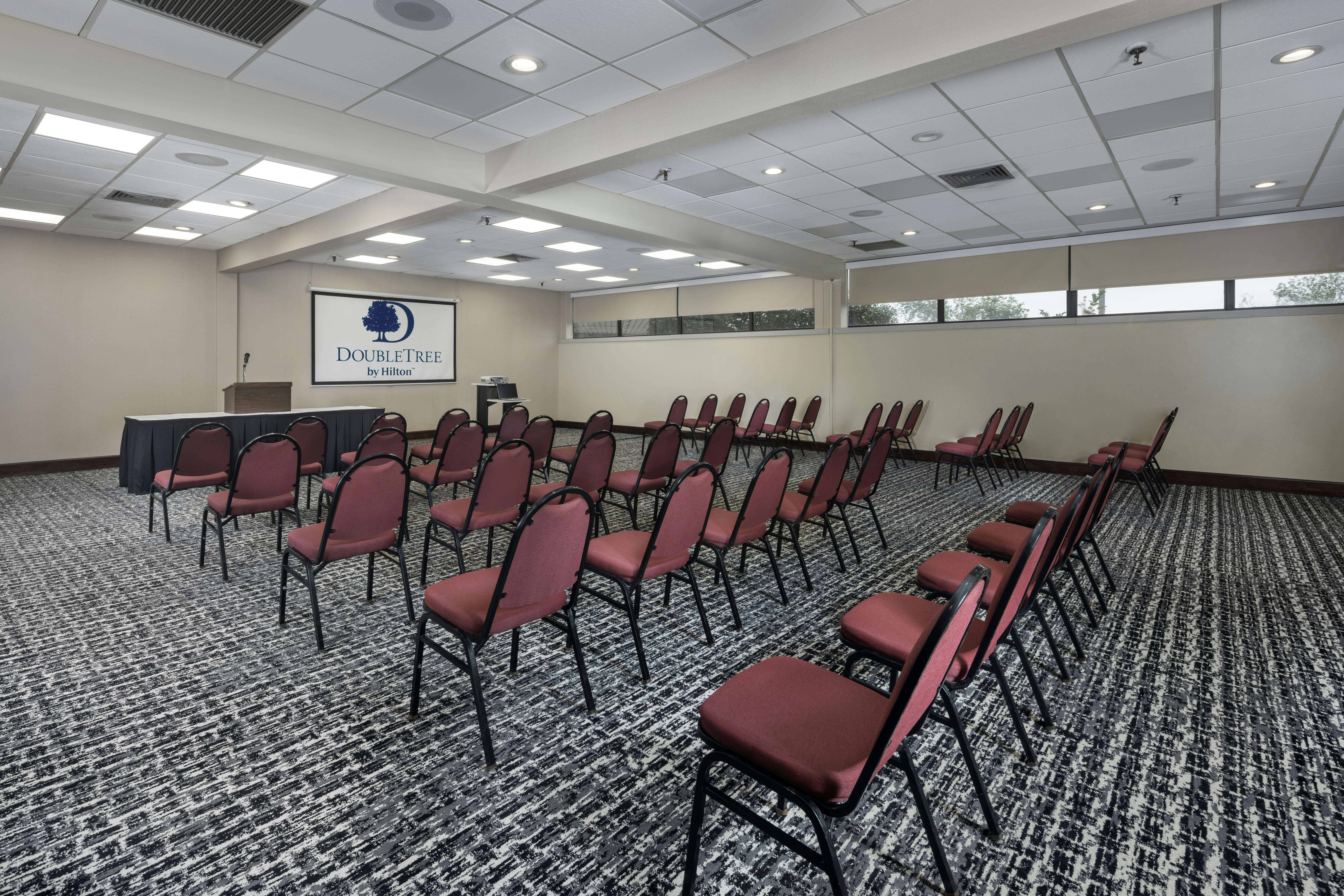 DoubleTree by Hilton Manhattan, KS 26/29