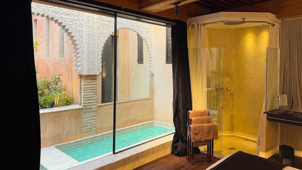 Karawan Riad 22/45