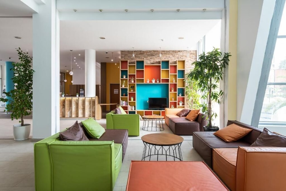 Ivana Palace 24/47
