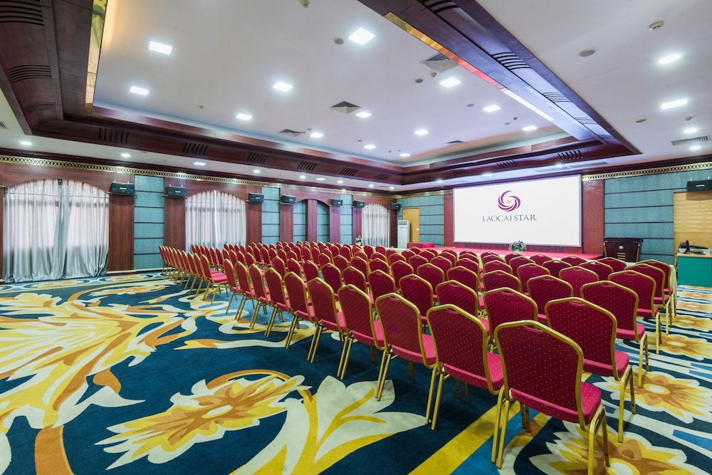 Lao CAI Star Hotel 37/50