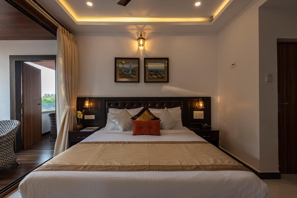 Salcete Beach Resort 9/50