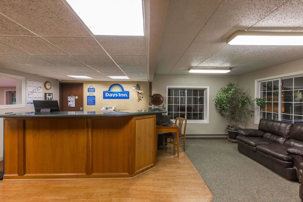 Days Inn By Wyndham Pierre 6/33