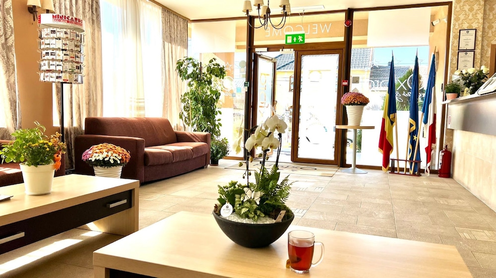 Oxford Inns Suites 24/45