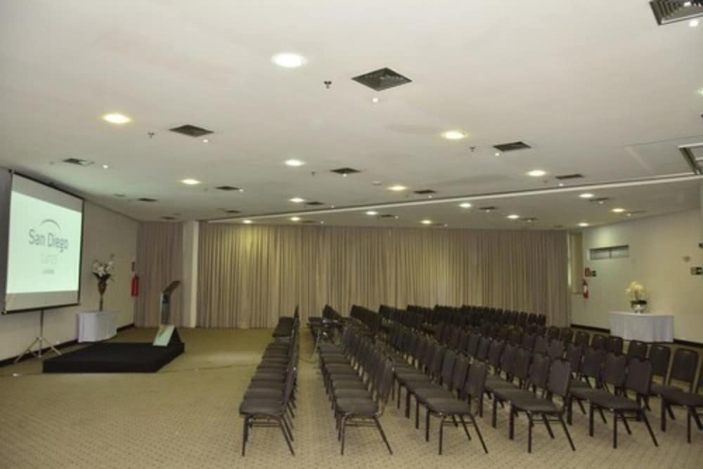 San Diego Convention Lourdes 30/64
