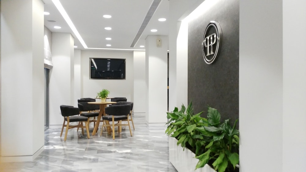 Piraeus Port Hotel 29/34