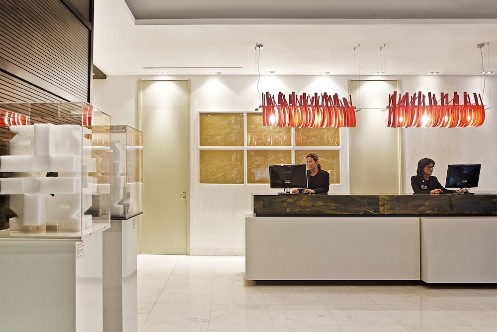 Grupotel Gran Via 678 Hotel 5/50