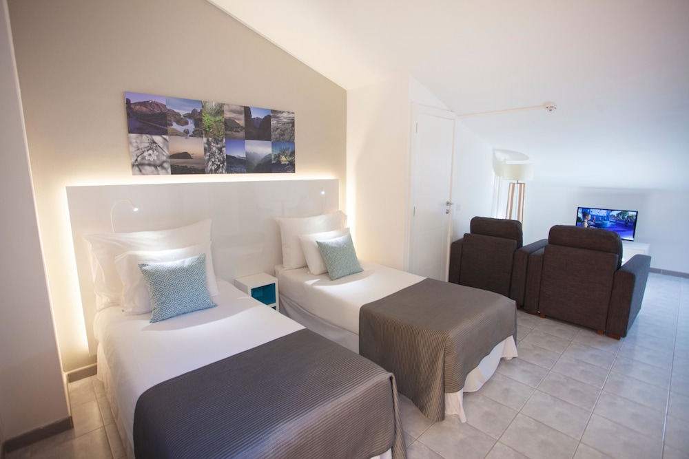 Loft, Studio, Twin Beds