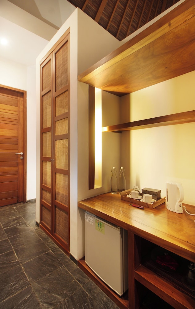 Tegal Sari Accommodation 46/50