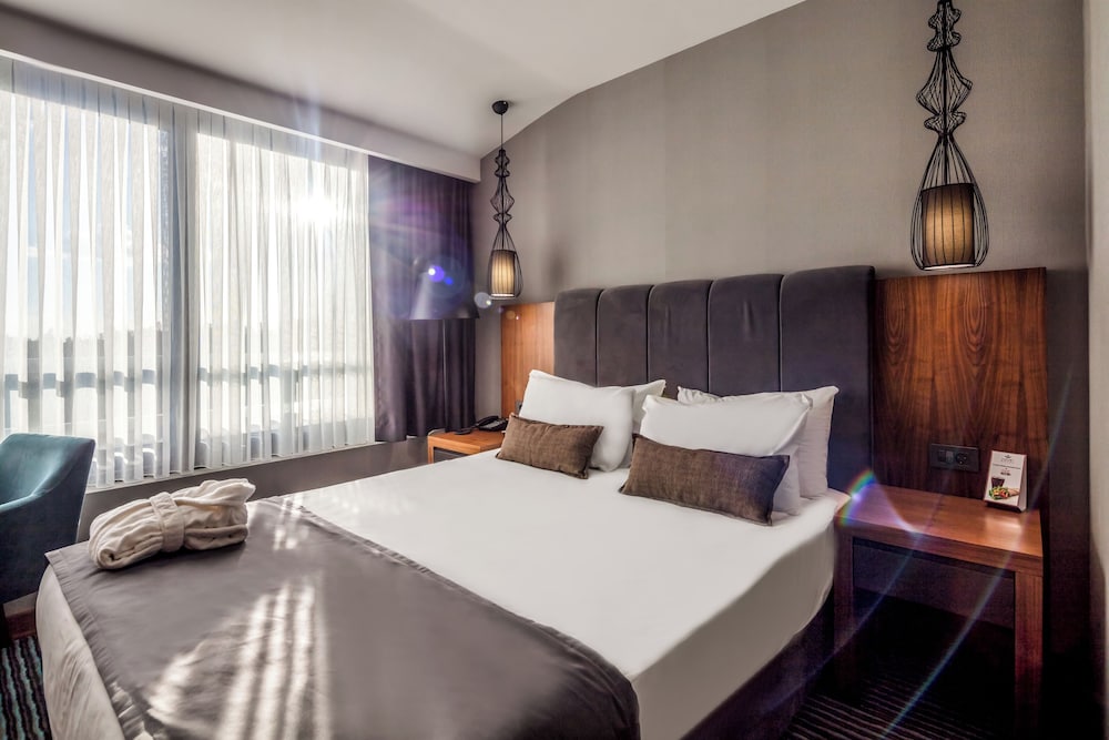 Deluxe, Twin Beds, 2 Murphy Beds, Sea View، VOLLEY HOTEL ISTANBUL 2/9