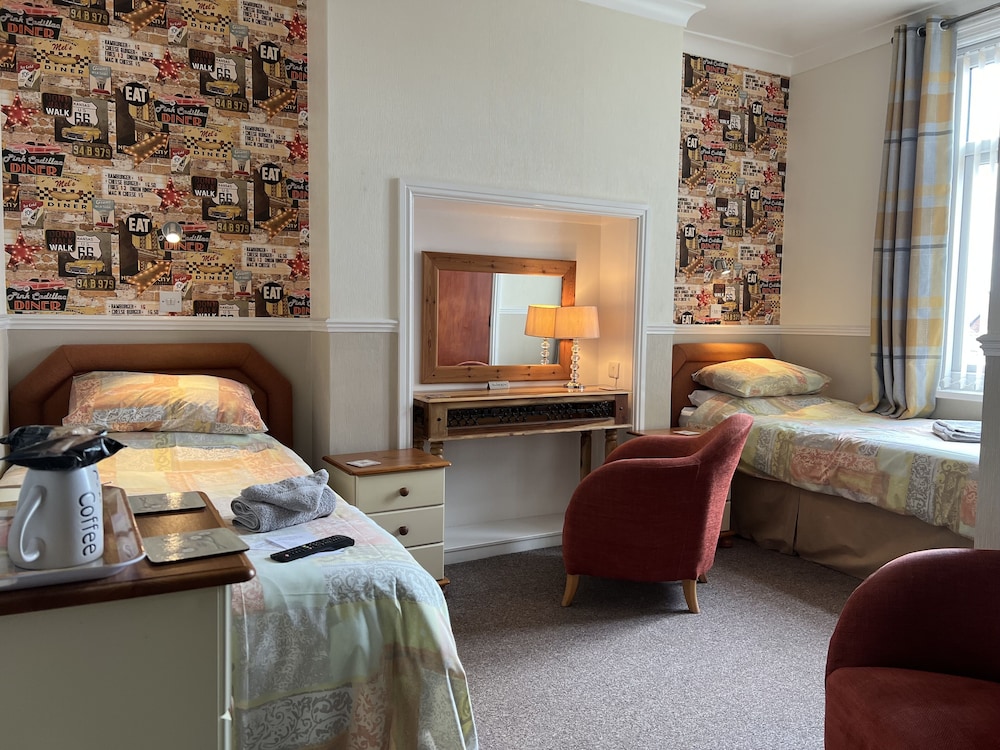 Clarence House Hotel 19/47