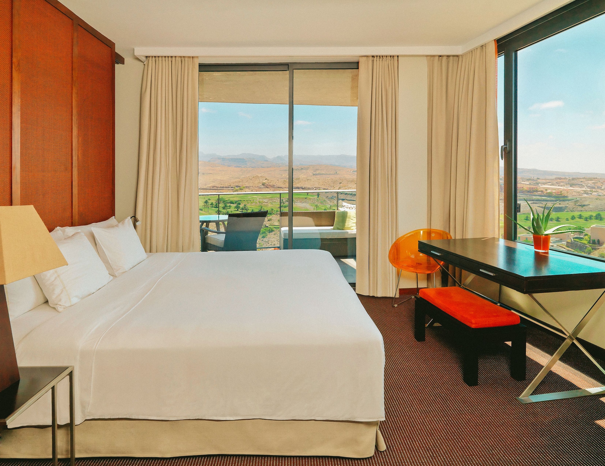 DELUXE, SUITE, GOLF COURSE VIEW