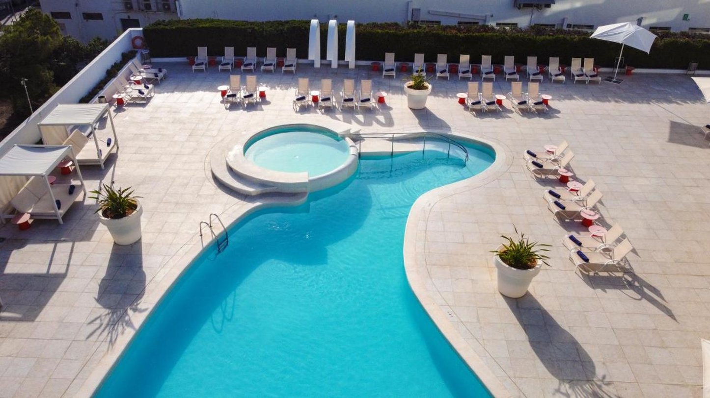 Thb Naeco Ibiza - Adults Only 83/86