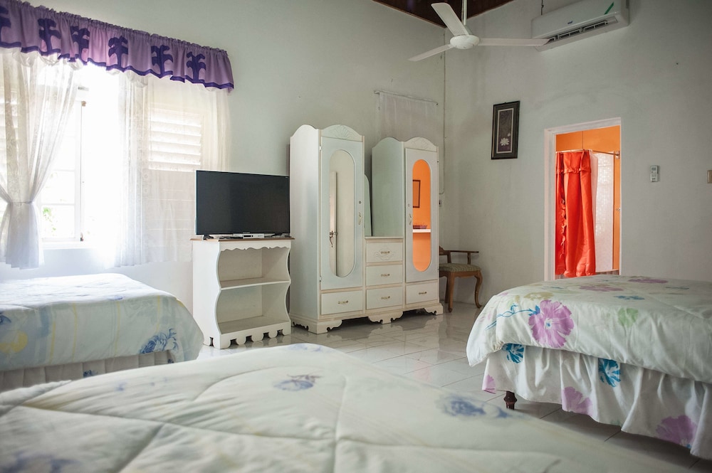 Villa Diamond Suite 34/50