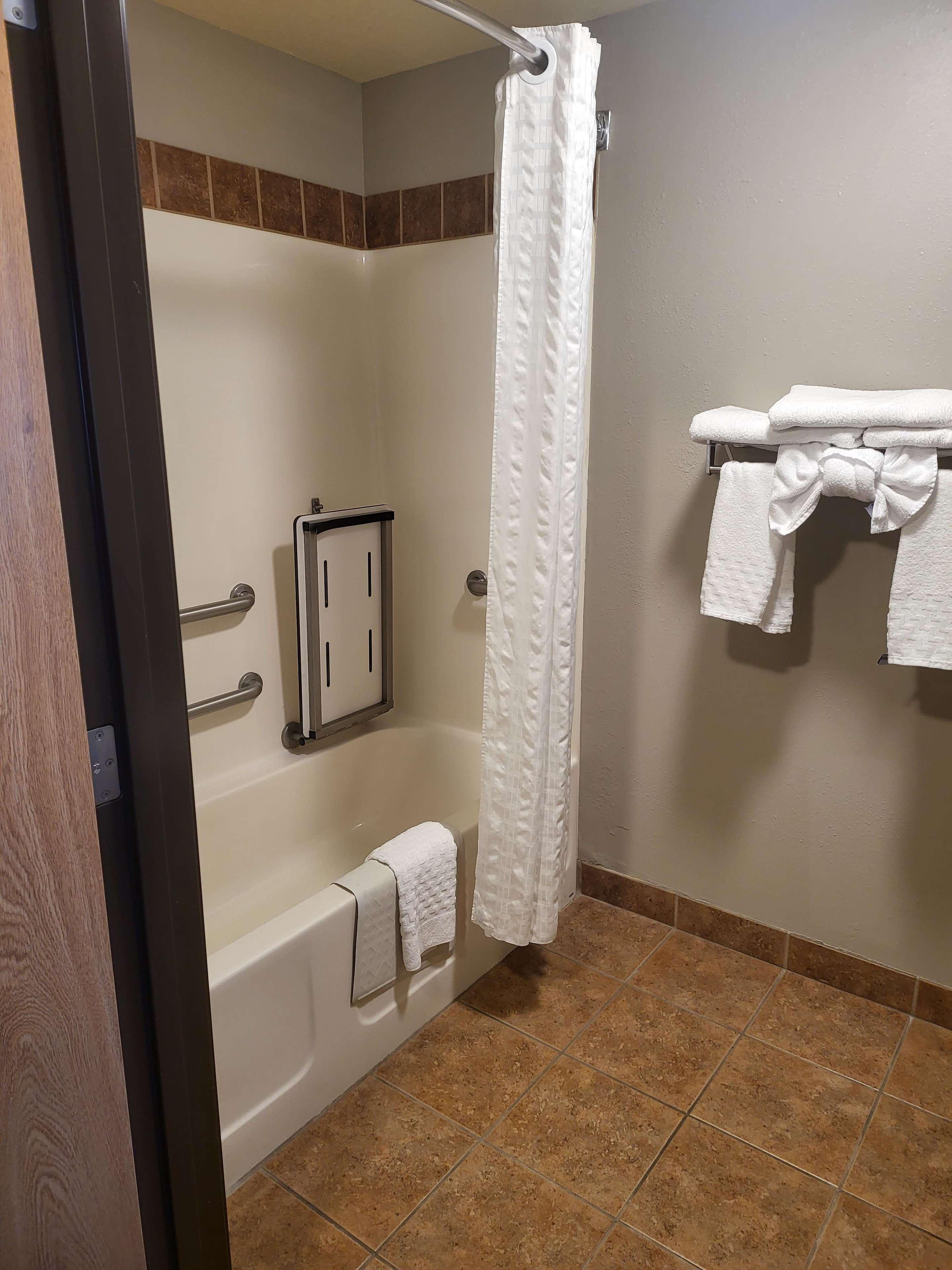 غرفة، Best Western Sawtooth Inn & Suites 6/6