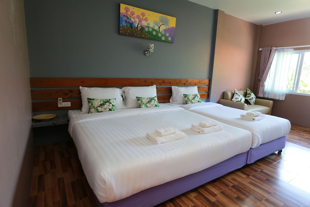 Greenery Resort Koh Tao 12/31