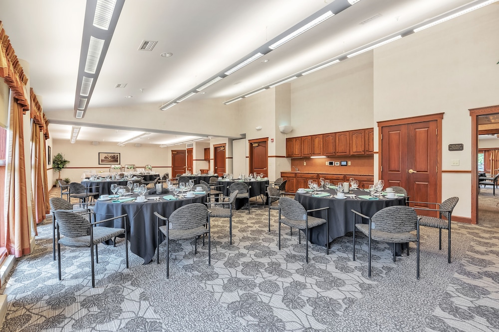 The Inn at Ohio Northern University 19/34
