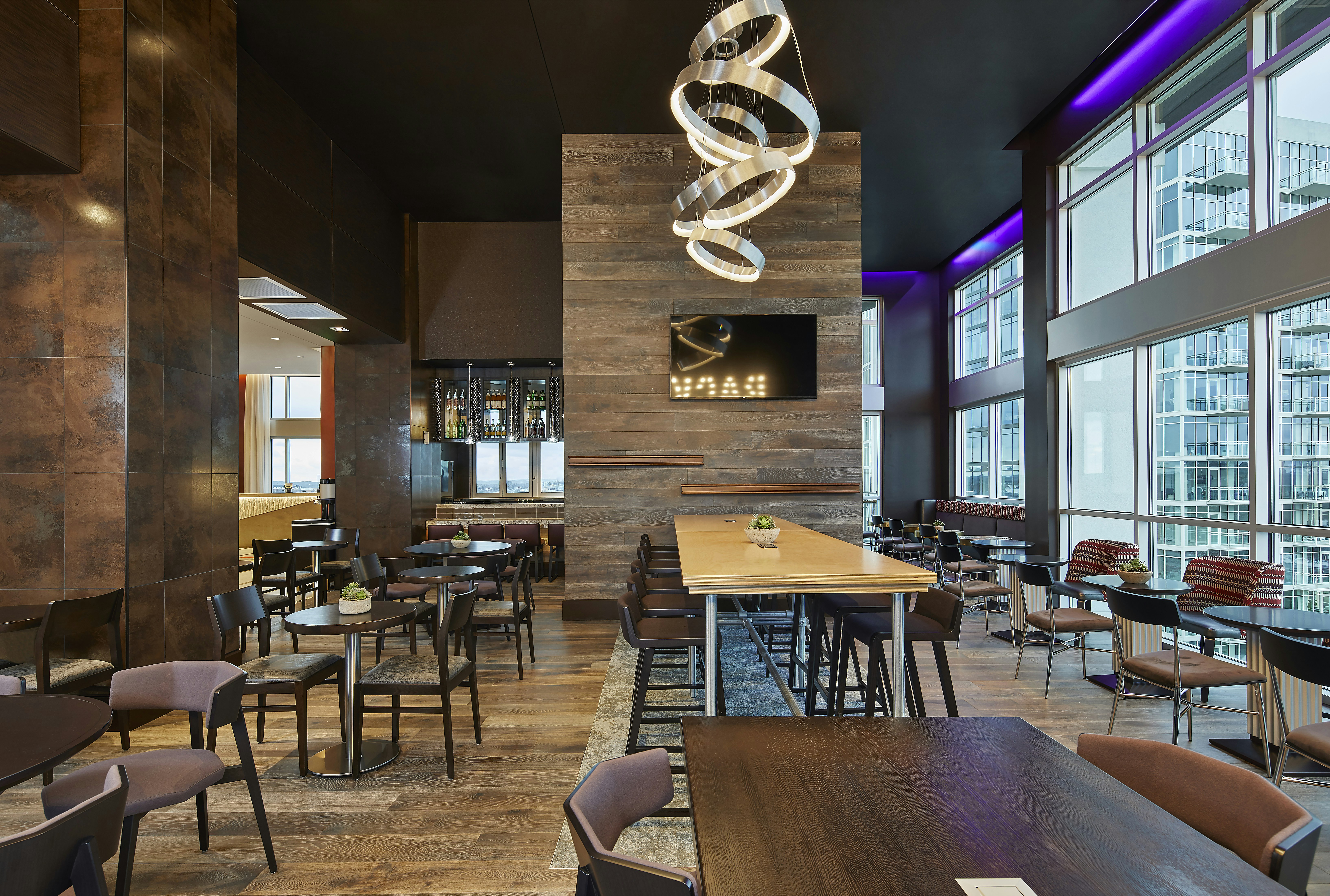 Hampton Inn and Suites Atlanta Midtown 36/53