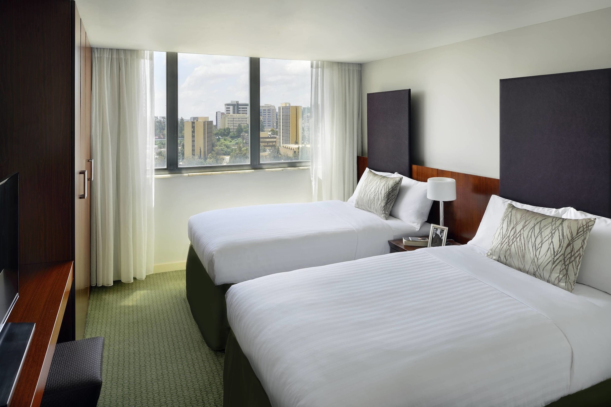1 Bedroom, Executive, Apartment, King Bed, City View