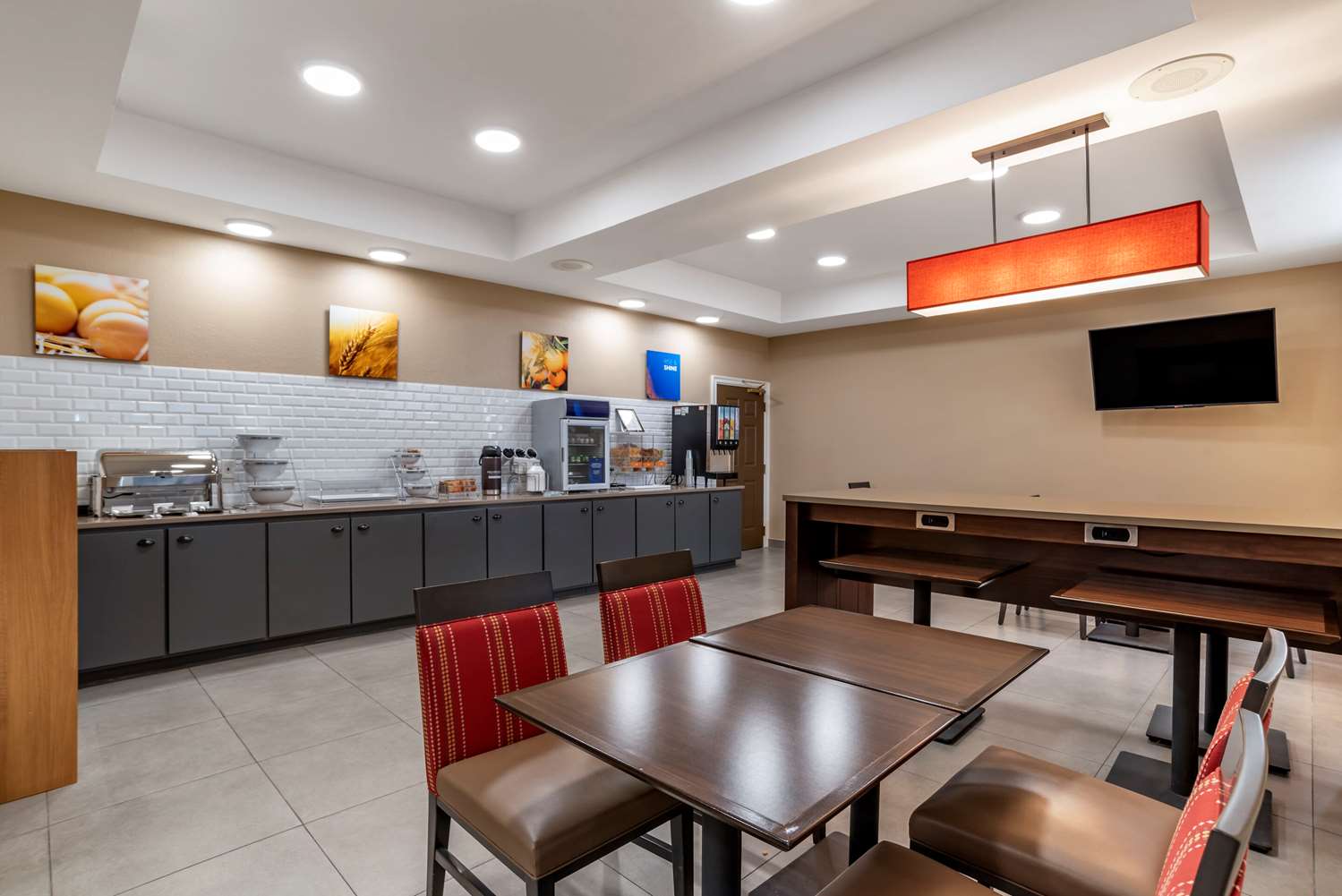 Comfort Inn and Suites Millbrook - Prattville 24/25