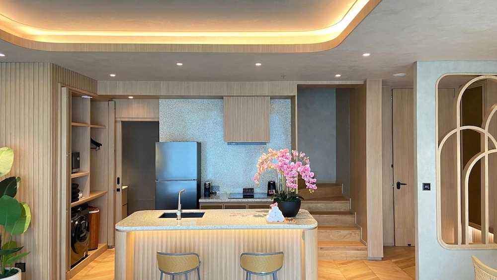 Morrissey Hotel Residences 9/60