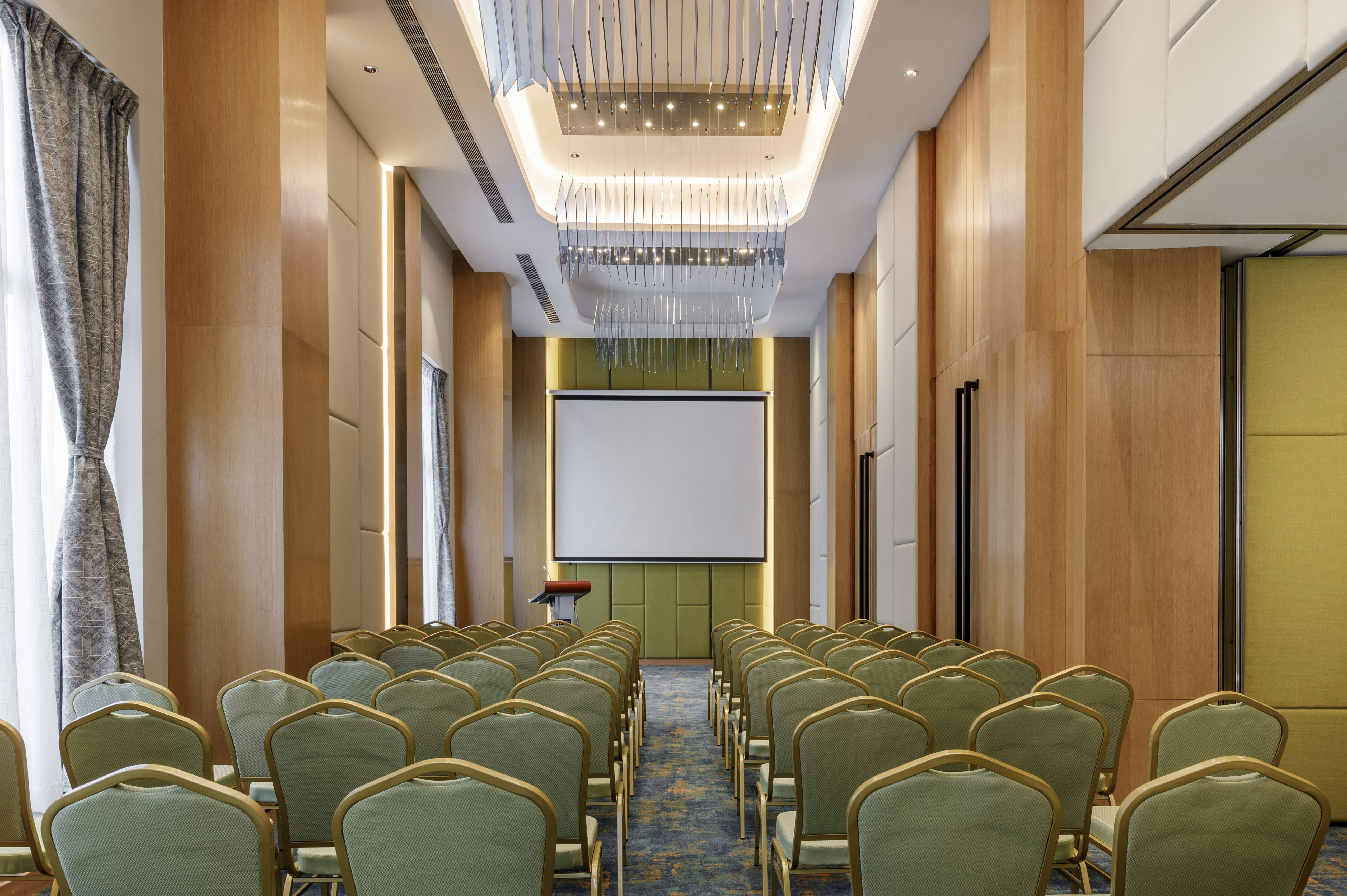 Holiday Inn Express Kathmandu Naxal, an IHG Hotel 42/48