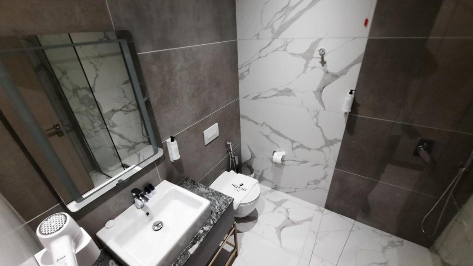 Delight Hotel & SPA 57/63